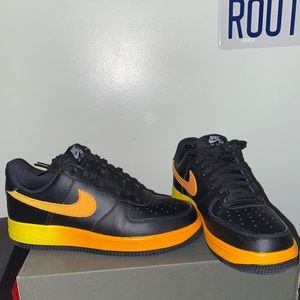 Air force 1 black orange peel, size 8